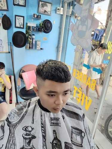 Địa Chỉ Tiệm Hớt Tóc Nam Đẹp Tại Quận 2 | Việt Hàn Barbershop